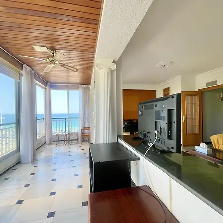 דירה Levante Seafront Beach City *